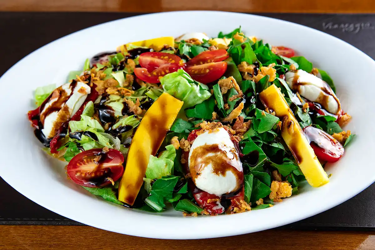 Insalata Tropícale
